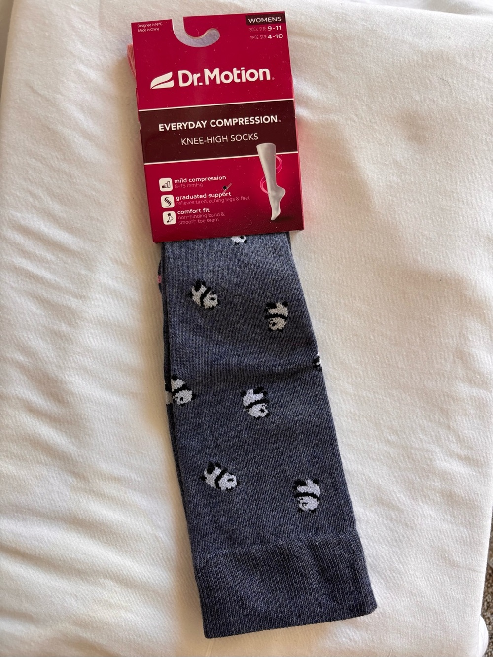 Dr Motion Knee High Everyday Compression Socks 9-11 Gray Panda bear NEW